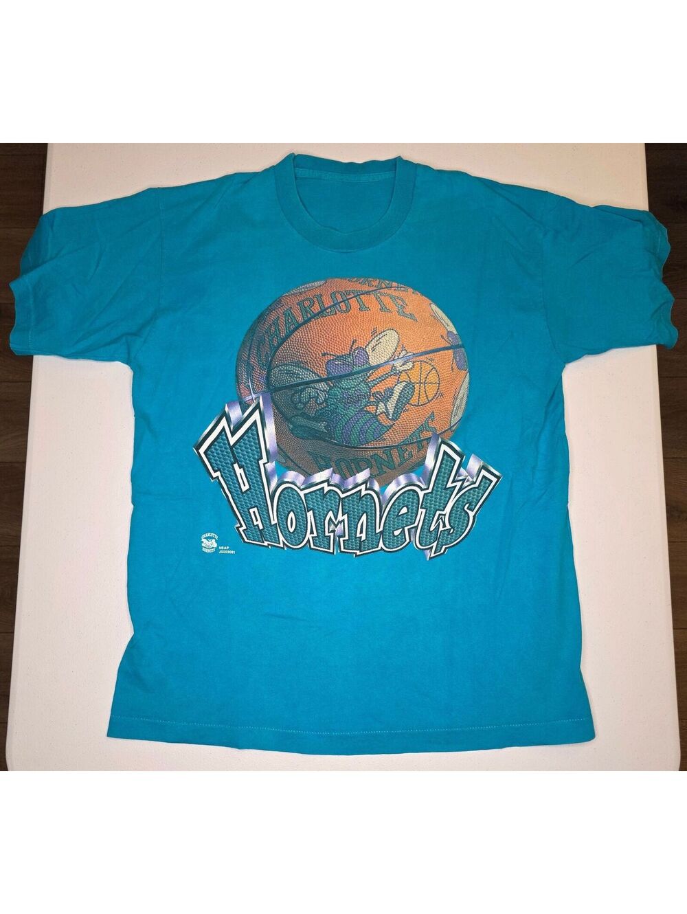 90s NBA Charlotte Hornets Graffiti Single Stitch Tee